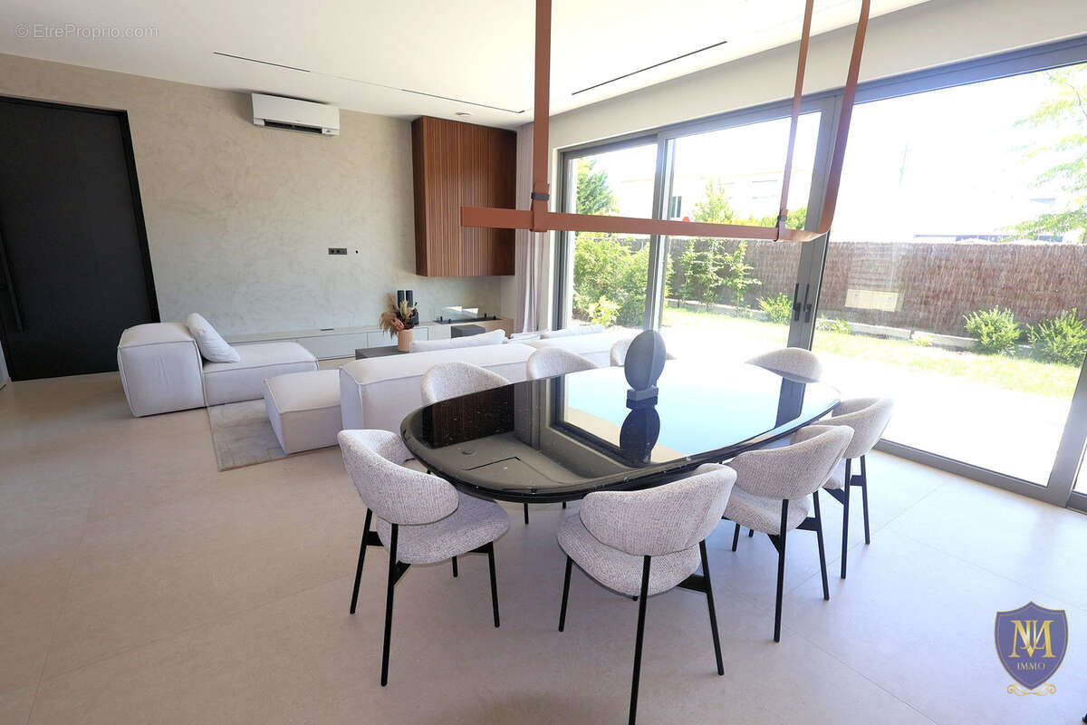 Wittenheim au calme villa contemporaine de 177 m2 aux prestations haut de gamme sur 4,65 ares - photo 5