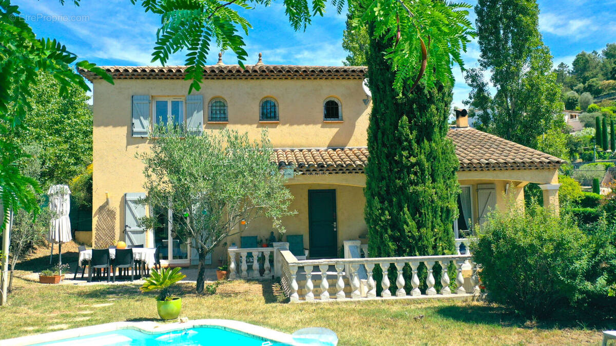 Maison à LE TIGNET