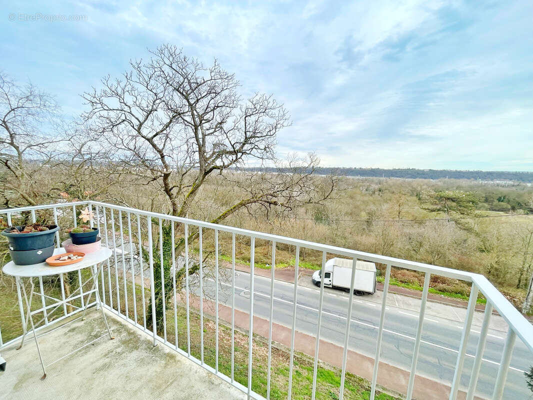 Appartement à IRIGNY