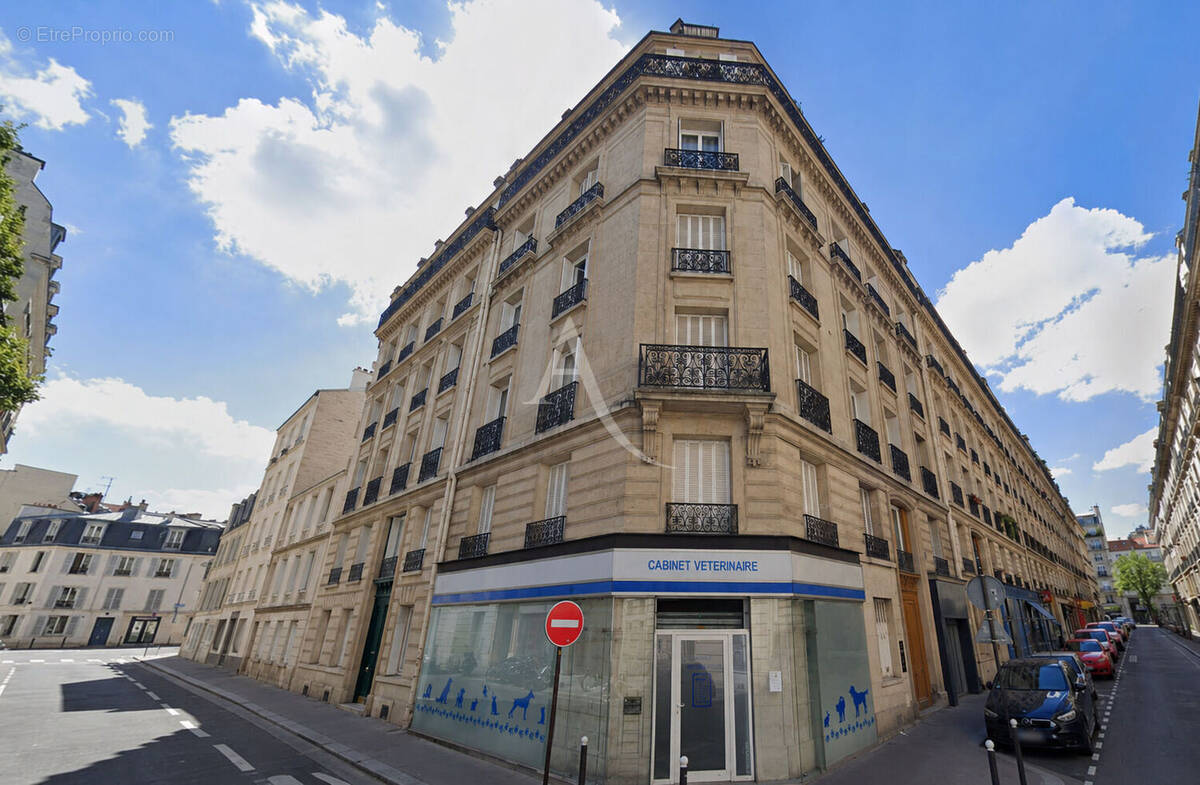 Appartement à PARIS-14E