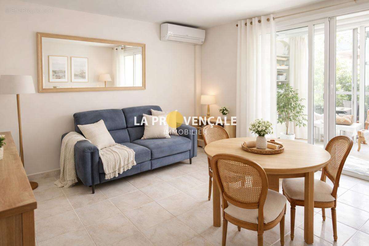 Appartement à SANARY-SUR-MER