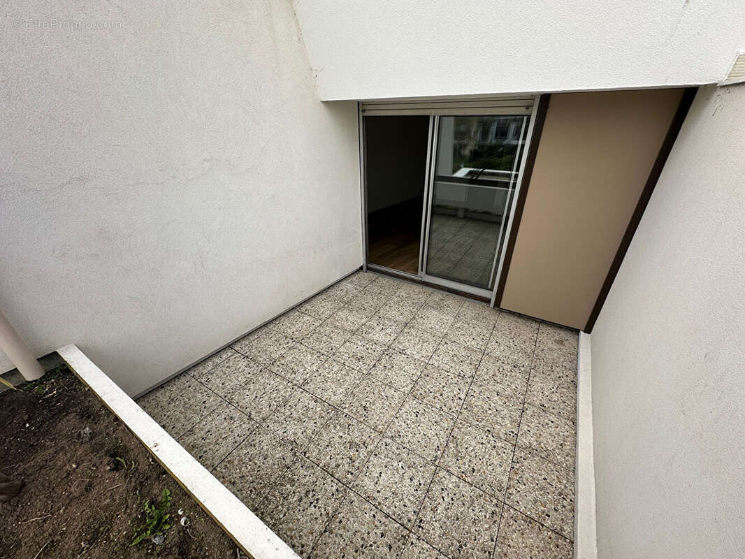 Appartement Saint Cloud / Studio 34.05 m² / Terrasse - photo 14