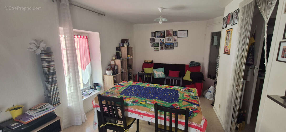 Appartement à LE PEAGE-DE-ROUSSILLON