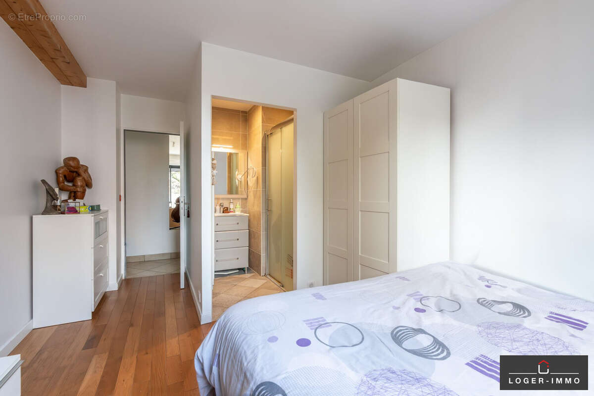 Maison à LE PERREUX-SUR-MARNE