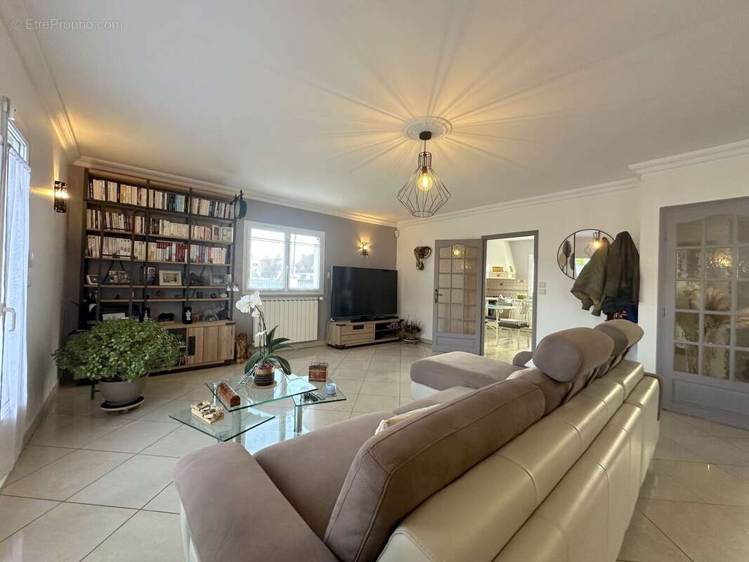 Maison à BALLANCOURT-SUR-ESSONNE