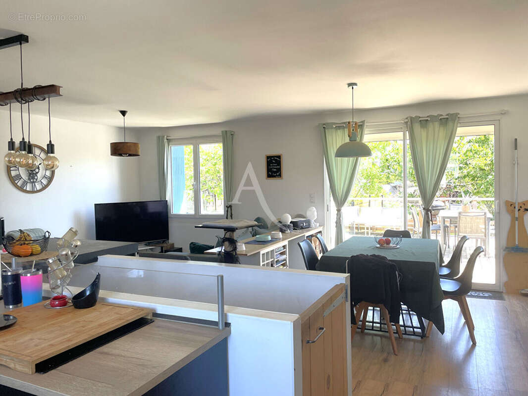 Maison à LA CHAPELLE-ACHARD