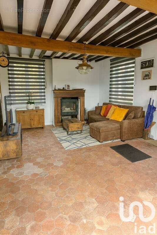 Photo 3 - Maison à AUNEUIL