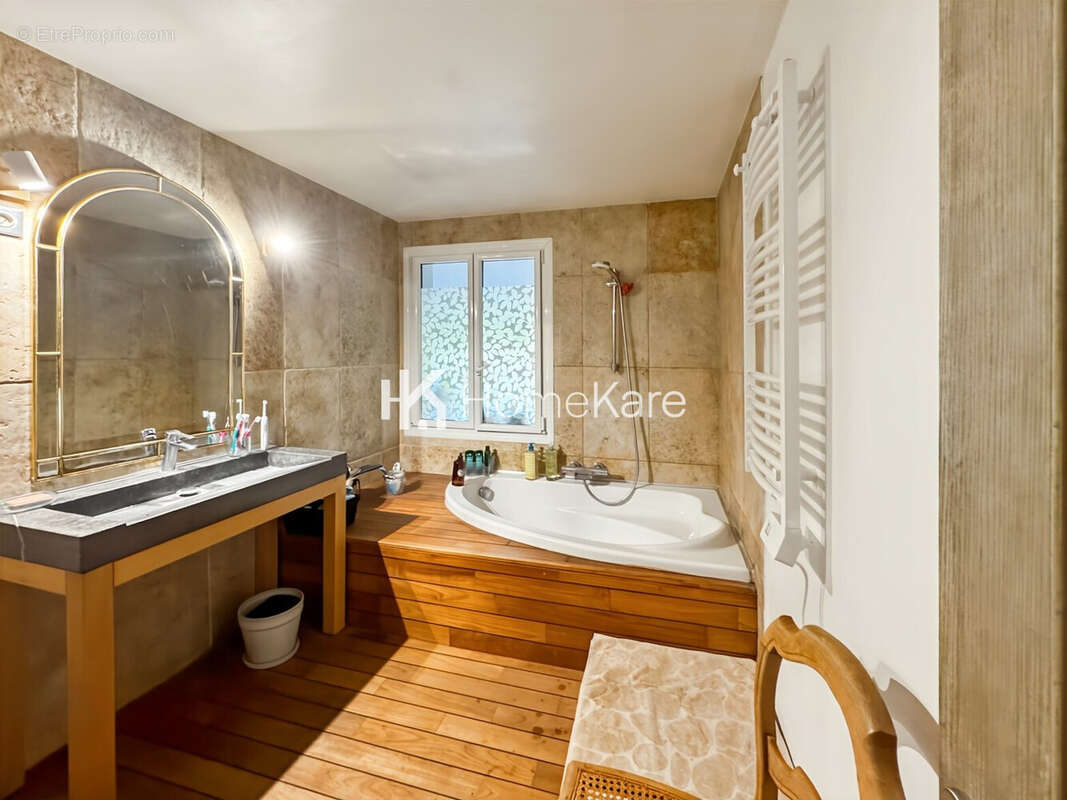 Maison à MONDONVILLE