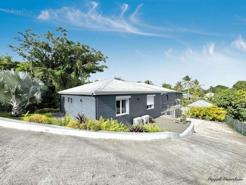 Maison à SAINTE-ANNE