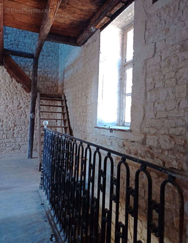 Maison à MAXEY-SUR-VAISE