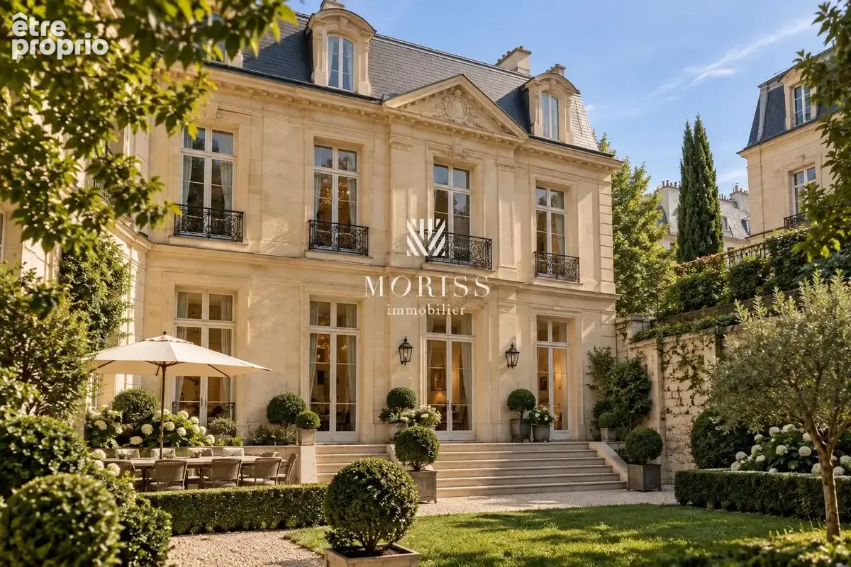Photo Maison à Versailles au prix de 5 500 000€