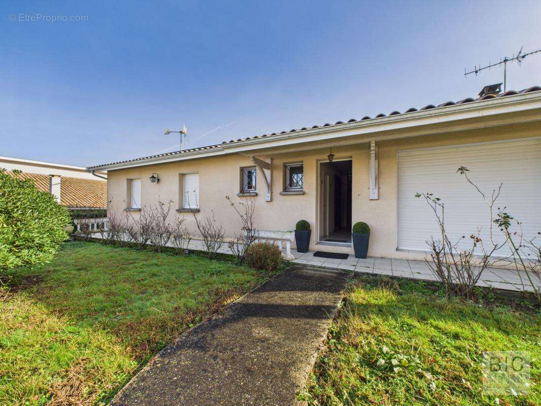 Maison à ARTIGUES-PRES-BORDEAUX