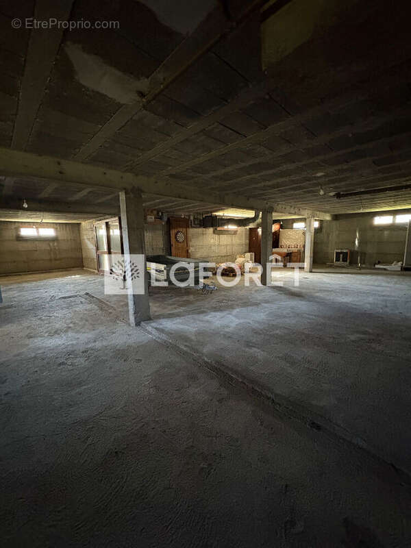 Maison à RIOM-ES-MONTAGNES