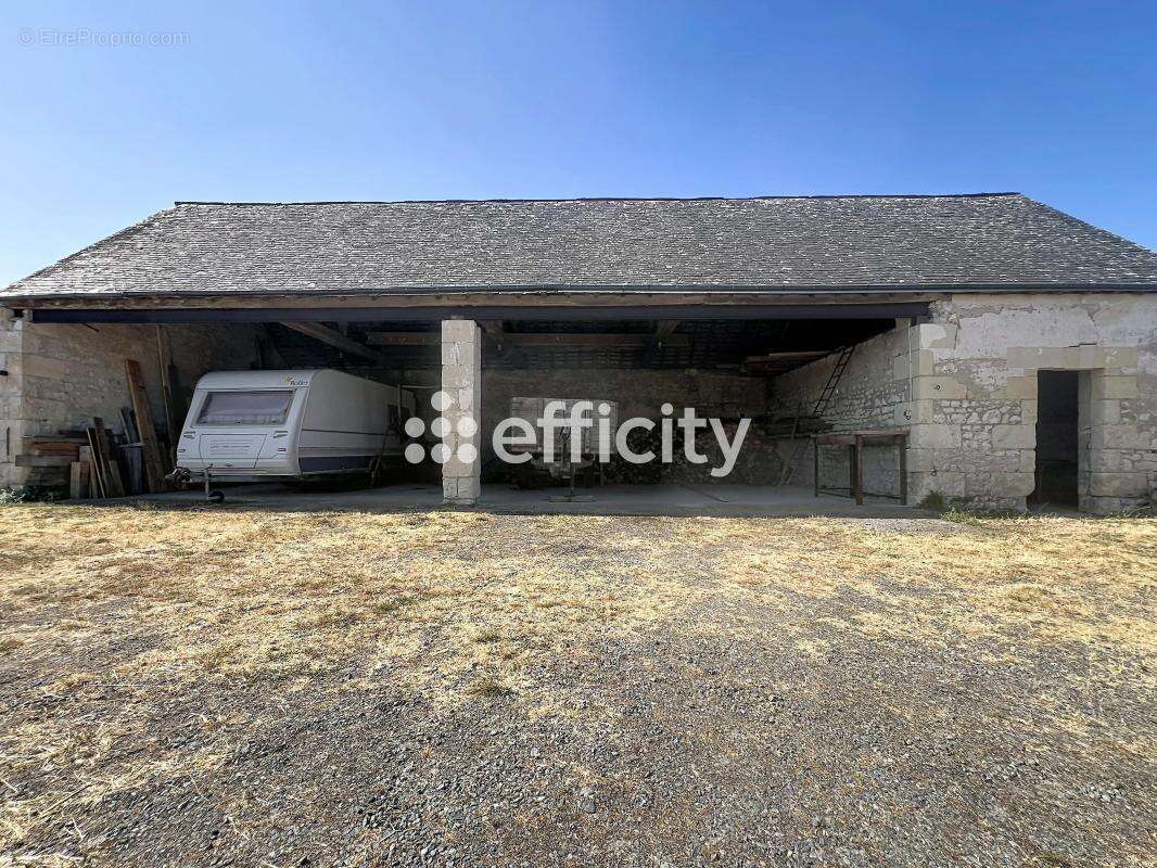 Maison 107 m² à Restigne  - photo 13