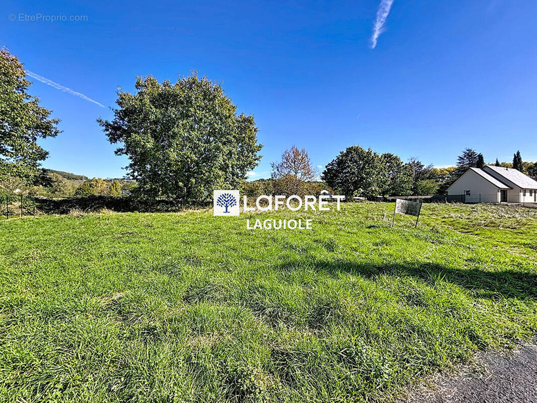 Terrain à SAINT-COME-D&#039;OLT