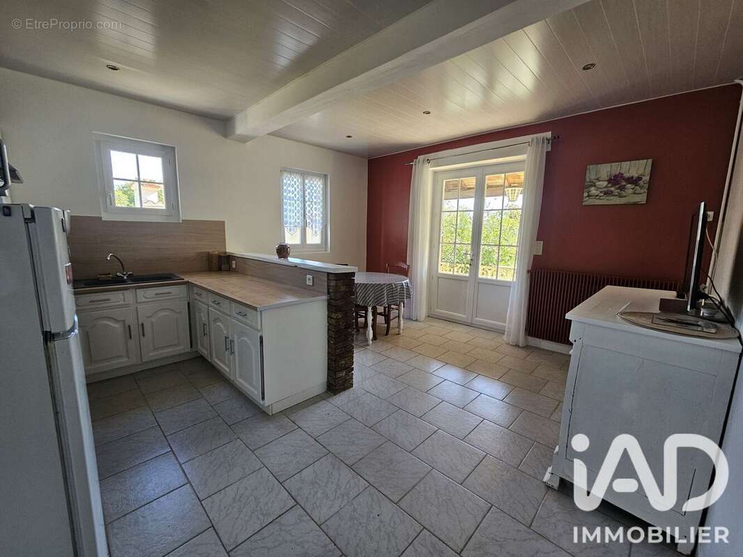 Maison 118 m² à Les Pins  - photo 3