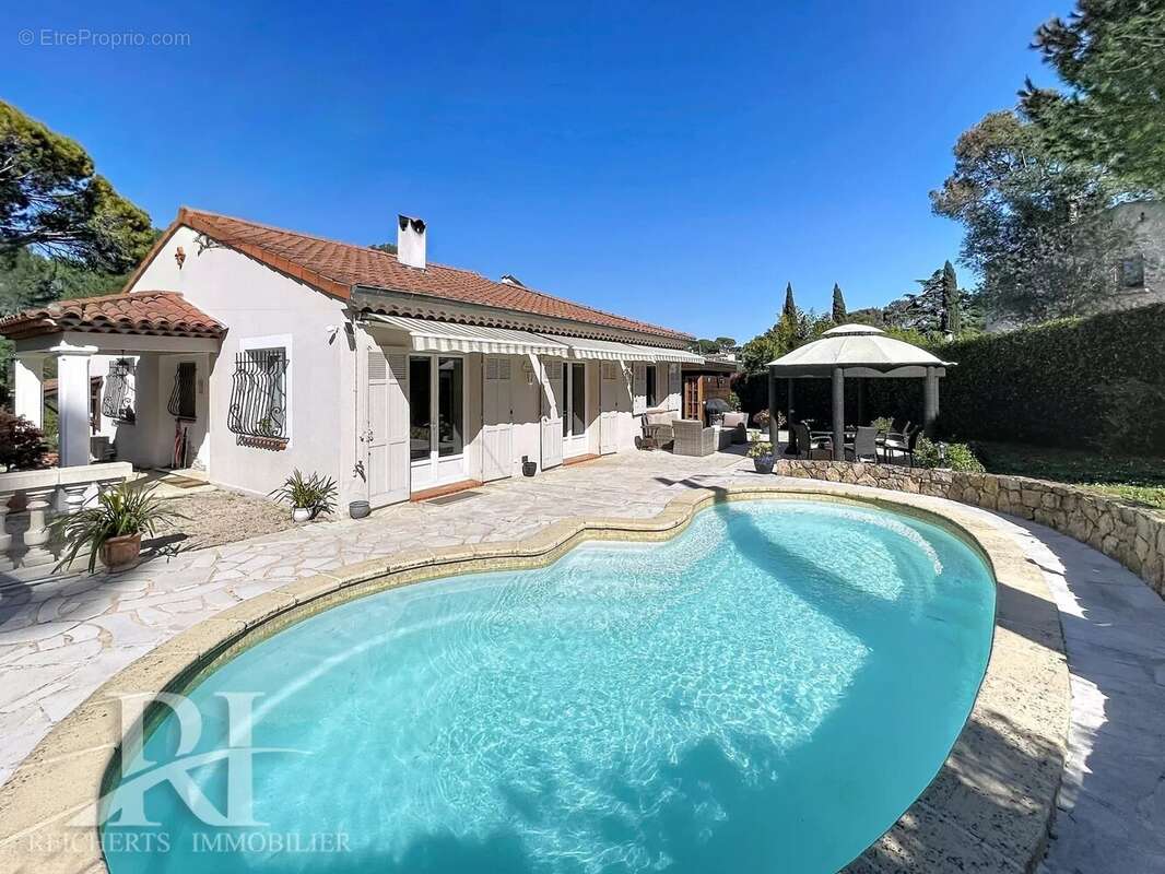 Maison à MOUGINS