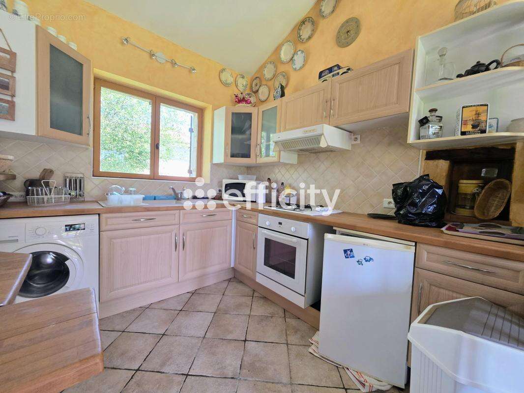 Maison 82 m² à La Jemaye  - photo 4