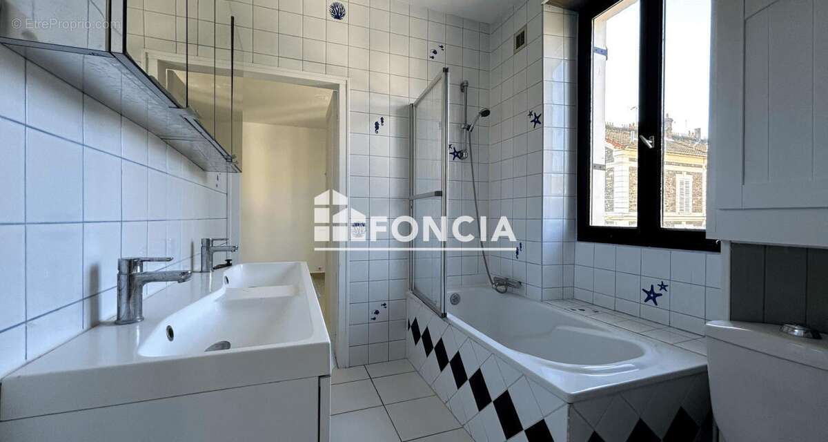 Maison à CORBEIL-ESSONNES