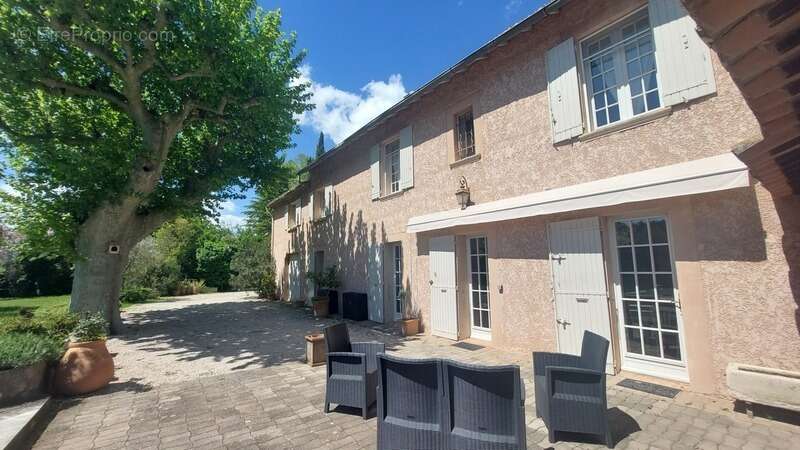 Maison à CABANNES