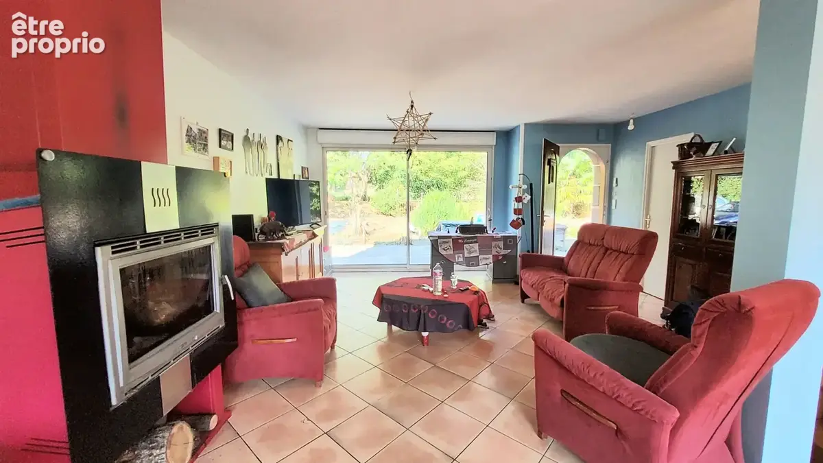A VENDRE - Maison de hameau 120m2 - 6 pièces - 4 chambres - SAINT-SENOUX - photo 3