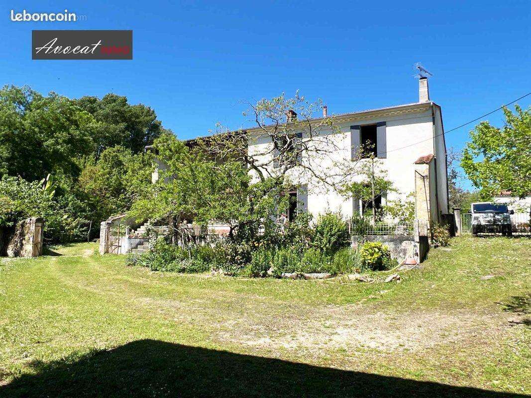 Maison à PUJOLS-SUR-CIRON