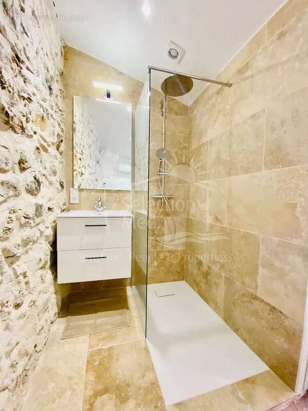 Appartement à VALBONNE