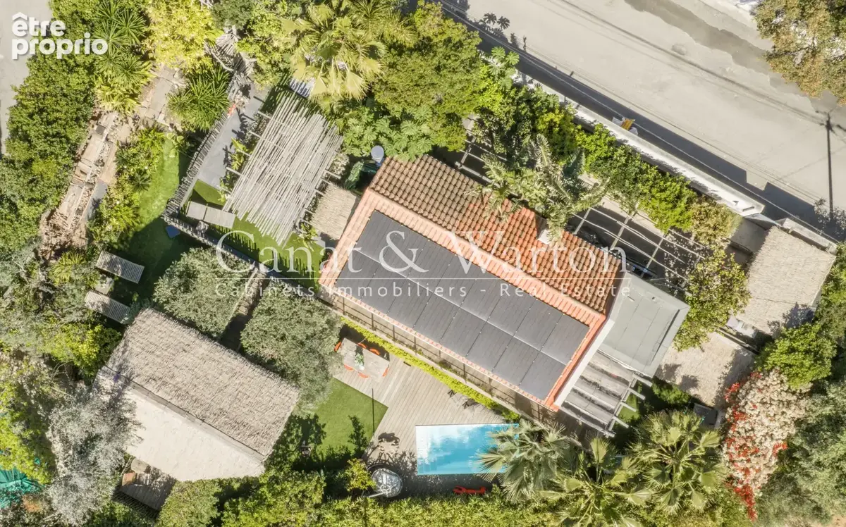 Proche du centre & plage: villa rénovée avec piscine à cavalaire - photo 13