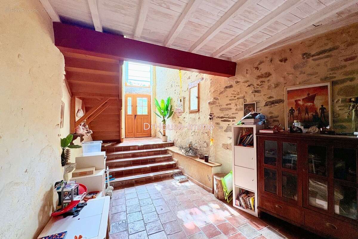 Maison 342 m² à Saint-Papoul  - photo 13
