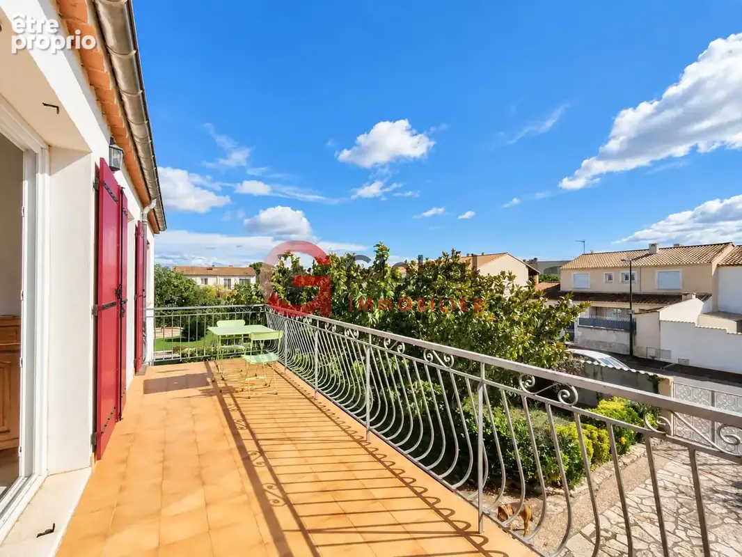 Villa T6 de 130m2 avec terrain de 635m2 et garage - photo 5