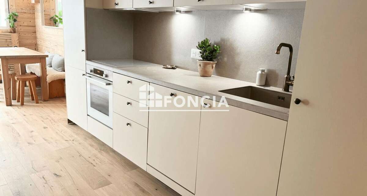 Appartement à LES ALLUES