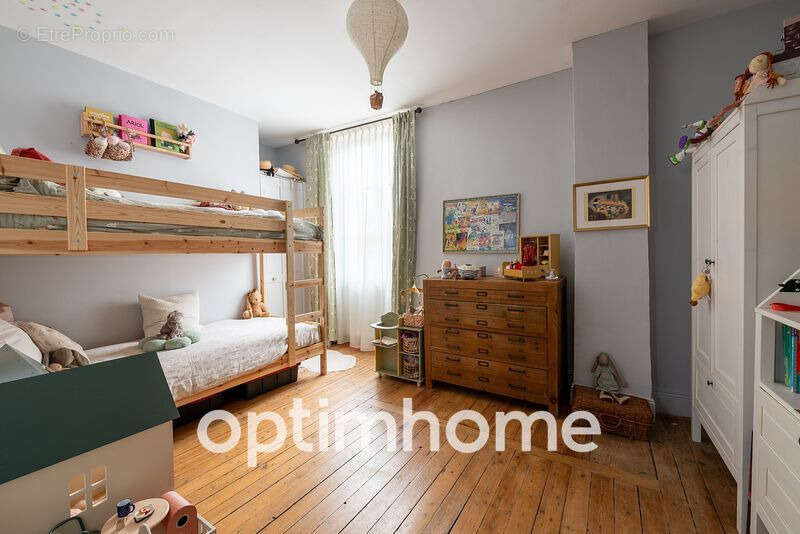 Maison à MORET-SUR-LOING