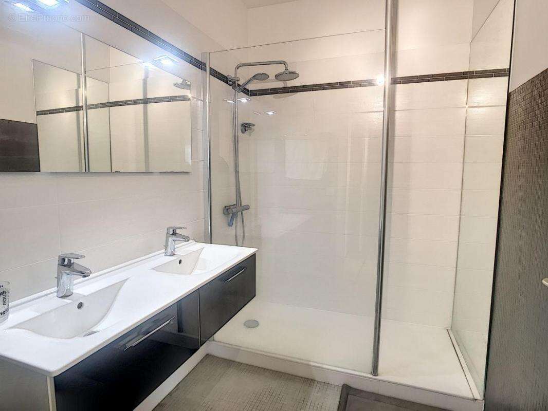 Appartement à PARIS-5E