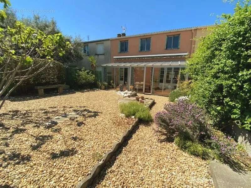 Maison à SAINT-CHRISTOL-LES-ALES