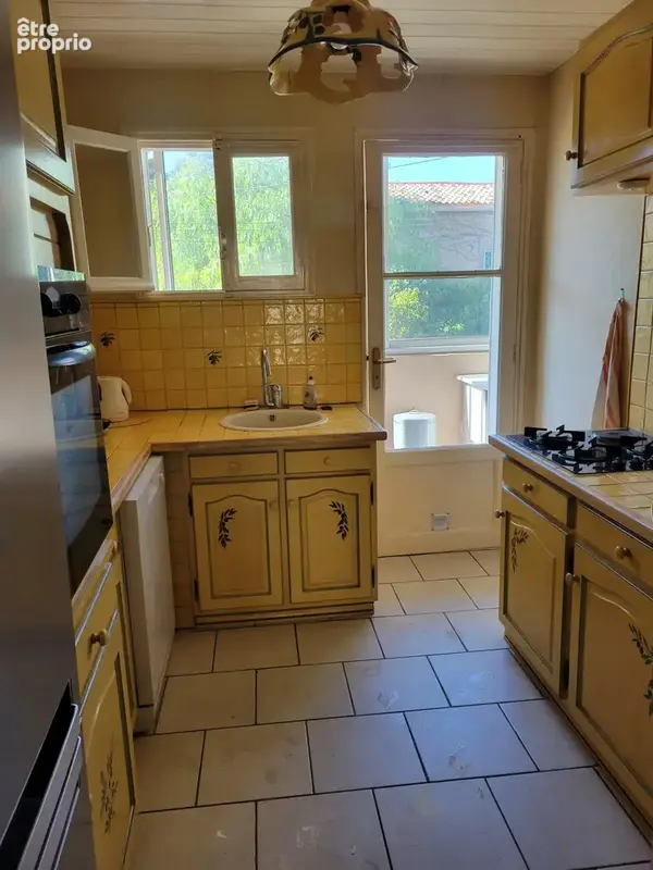 Appartement 3 pièces 70 m² à vendre à Toulon (83200) - photo 3