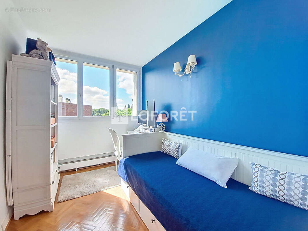 Appartement à VERNEUIL-SUR-SEINE