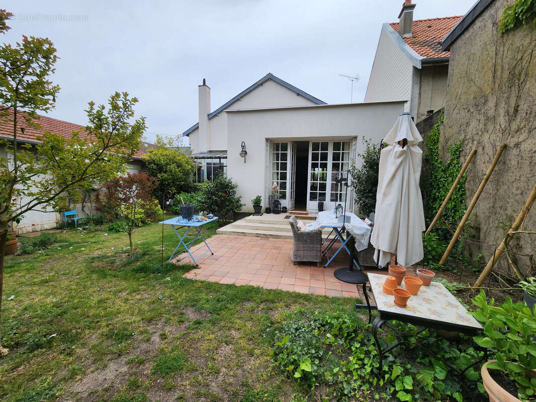 Maison à LA FLECHE