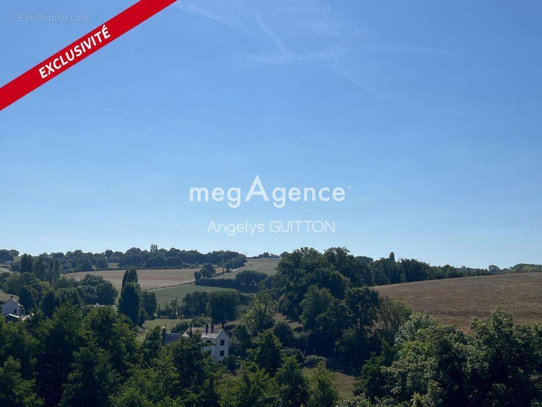 Maison à FRESNAY-SUR-SARTHE