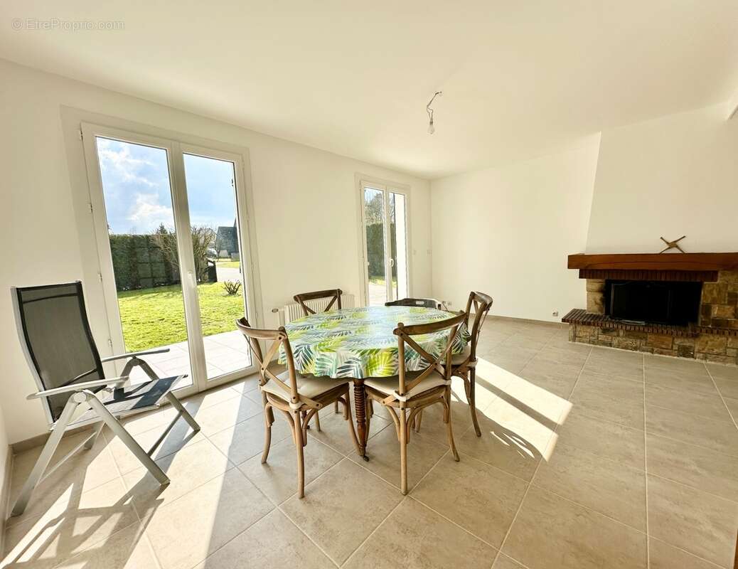 Maison traditionnelle à La Saussaye (27370) – Vallée de l’Oison  112 m² – 4 chambres – Terrain de 614 m² – Quartier calme et rec - photo 8