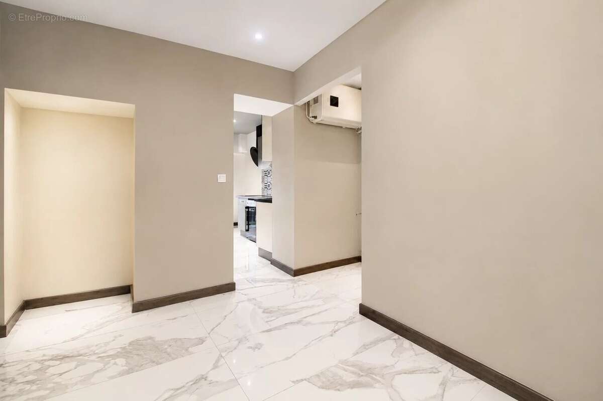 Appartement à SAINT-MARTIN-DU-VAR