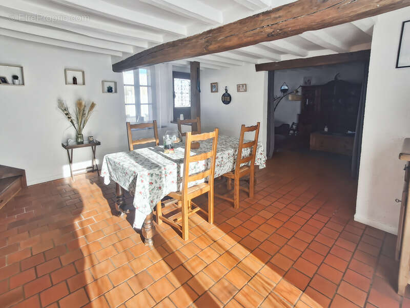 Maison à BAILLEAU-L'EVEQUE