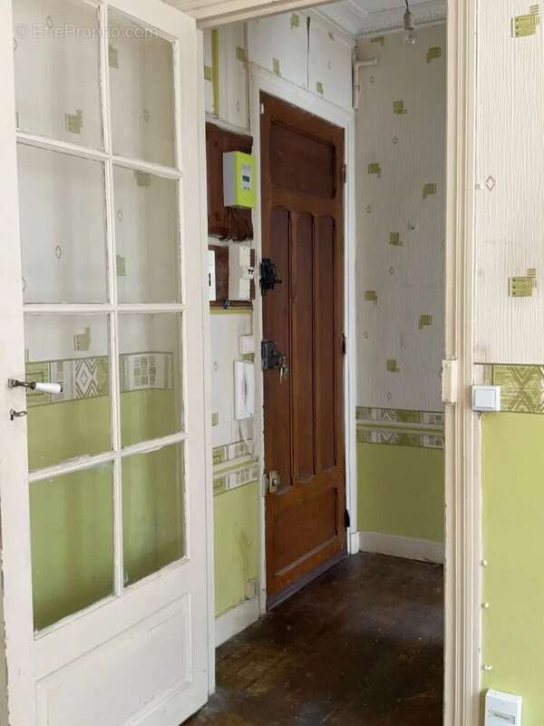 Appartement à PARIS-14E