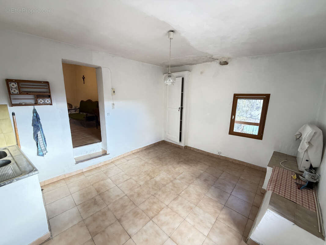 Appartement à AUPS