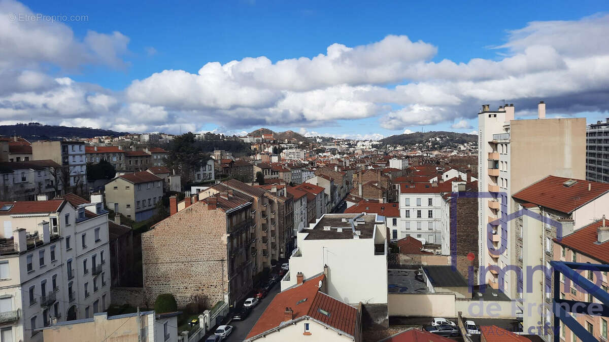 Appartement à SAINT-ETIENNE