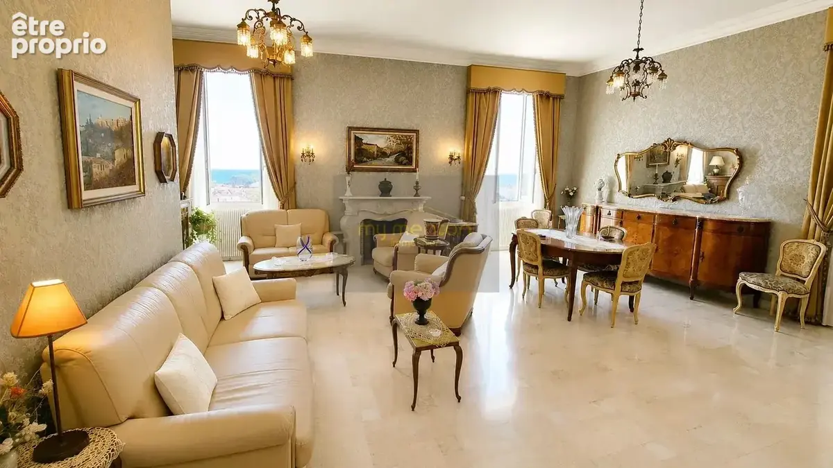 MENTON CENTRE ;  Appartement Bourgeois Front de mer - photo 3