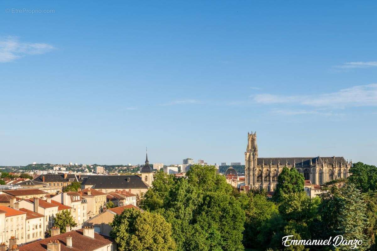 Nancy – Appartement traversant 110 m² – 3 chambres – Dernier étage avec ascenseur - photo 15
