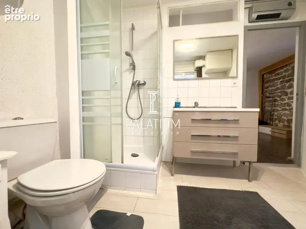 À vendre - Appartement T2 lumineux de 47 m² - Centre-ville - photo 9