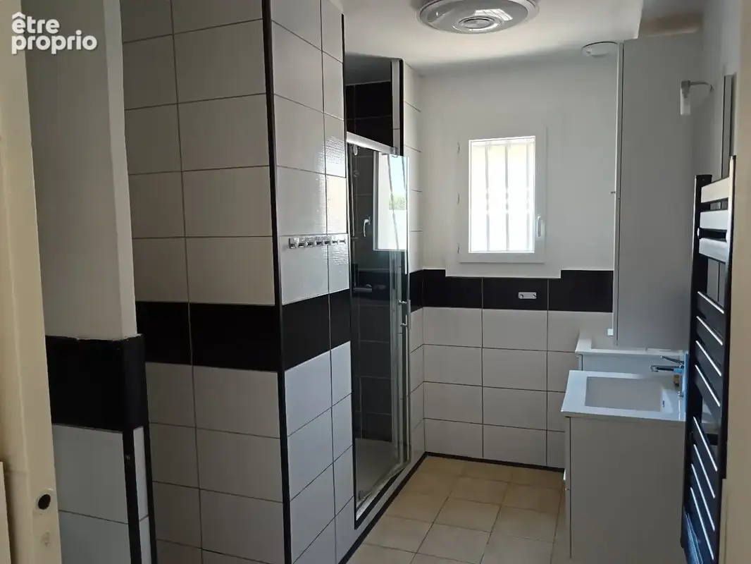 Montady  Villa de plain-pied 4 chambres avec jardin piscinable - photo 5