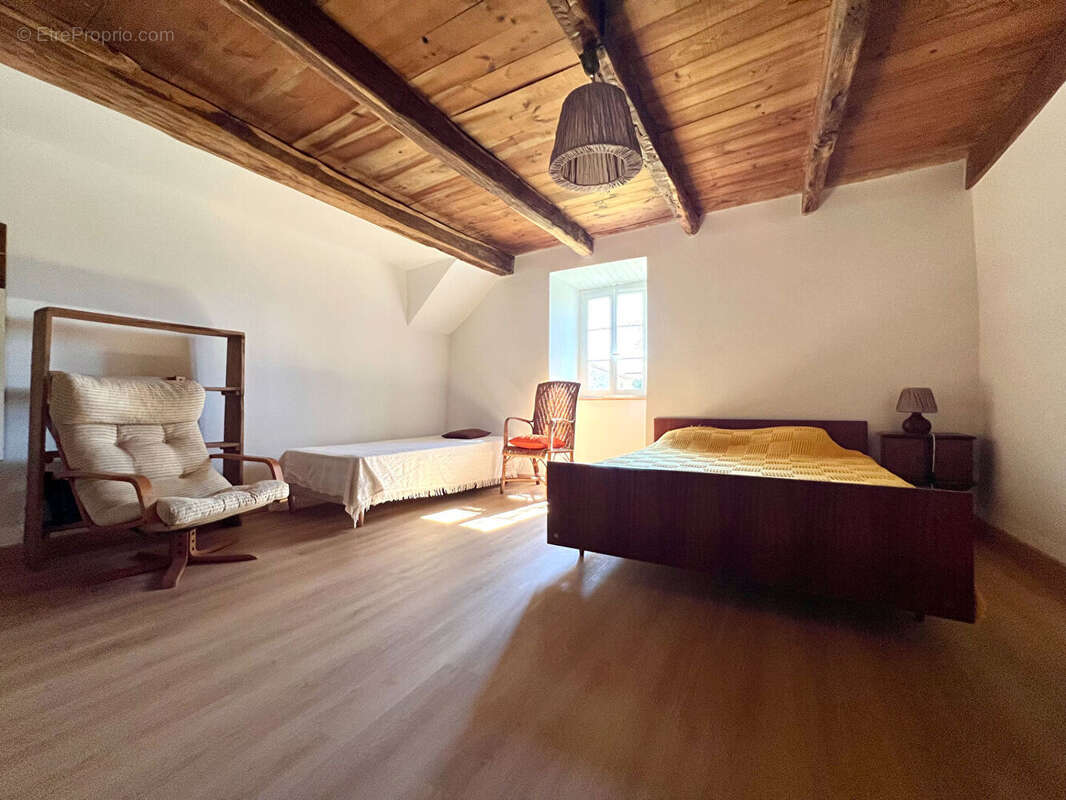 Maison Cassaniouze - 5 pièce(s) - 170 m2 - photo 6