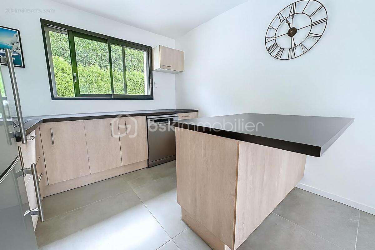 Maison à FONTANIL-CORNILLON